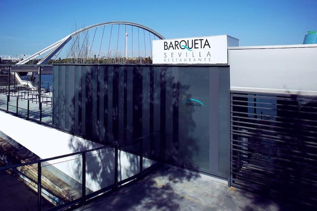 San Lorenzo-Isla Magica Seville Exterior photo